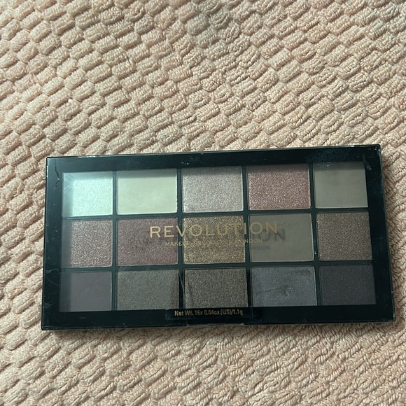 Revolution Eye Shadow Palettes
Set of 3 - Picture 3 of 7
